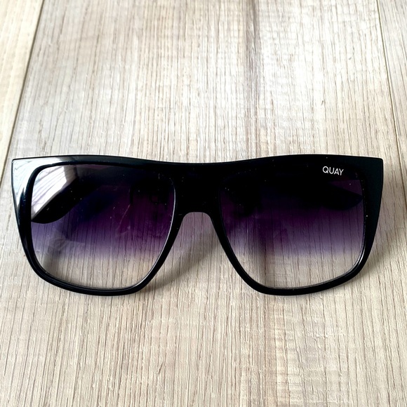 Quay Australia Accessories - QUAY Womans sunglass